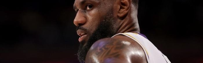 奥尼尔转发湖人队史10大巨星,詹姆斯仅第十,榜首无悬念