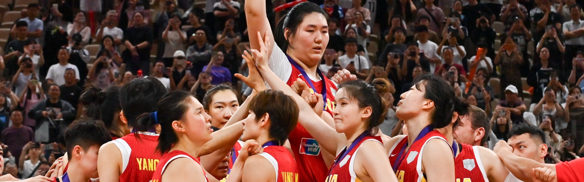 MK体育在线-10分险胜！17+5+4女神爆发，宫鲁鸣变阵显奇效，1人最应该被放弃