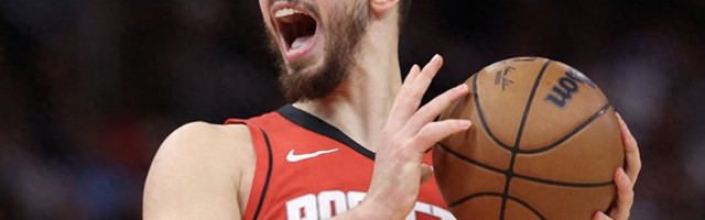 MK体育官网-申京你太狠了，又创造21世纪绝无仅有的纪录，难怪杜兰特做二当家|灰熊队|凯文·杜兰特|火箭|篮板|肯塔维奥斯-卡德威尔-波普_新浪体育_新浪新闻